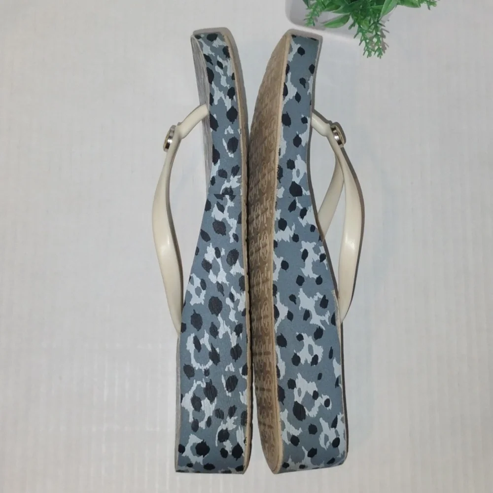 Tory Burch Leopard Print Sandals. Womens size 8. Cream & Black in color. - Picture 5 of 12